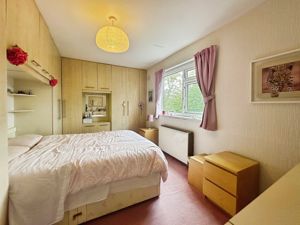 Bedroom- click for photo gallery